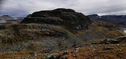 Sørvest for Fresvikbreen