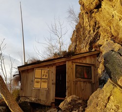 Frey radiostasjon (Oksavika)