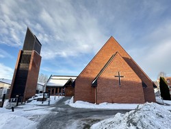 Ullerål kirke