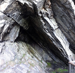 Lee-Archer Cave