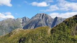 Lomshaugen sør