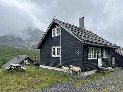 Kolåstindhytta