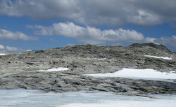 Sørvest for Liabrekulen