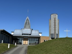 Udland kirke