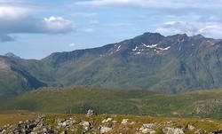 Justadtinden