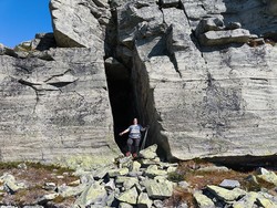 Heklefjellgrotta