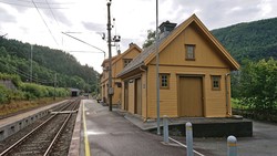 Bolstadøyri stasjon