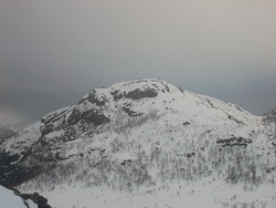 Sør for Trollaskarknuten