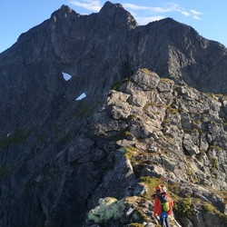 Holstind nord