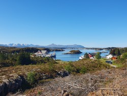 Litlrøssøya