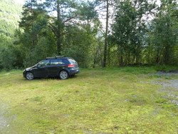 Olavstølsvegen parkering midtre