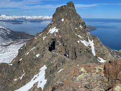 Kvænangstindan NV8