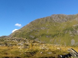 Vikjordtinden vest