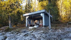 Kopnagelmyra gapahuk