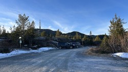 Jonsknuten/Knutehytta p-plass