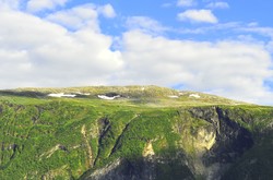 Slettfjellet, Årdal