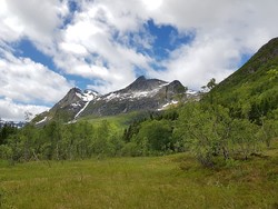 Nordre Fiskefjordtinden