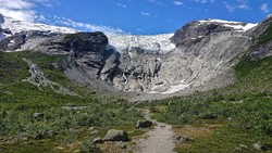 Bergsetbreen