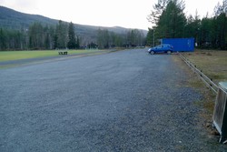 Jondalen Idrettsplass parkering