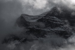 Midtre Skarfjellet