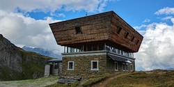 Capanna Corno Gries