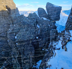 Hjellbønebba S1 - klyving i sørskaret