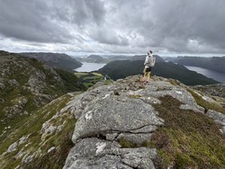 Knuden