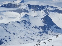 Øst for Suorječohkka