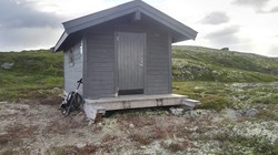 Makalaus varmestue