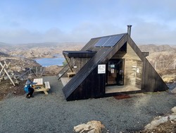 Tvitjørnhytta