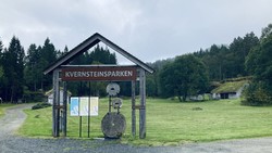 Kvernsteinparken Hyllestad