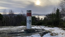 Skinstø søyle