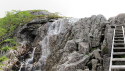 Øvrebotnen foss
