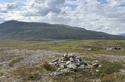 Ormestadhøvda